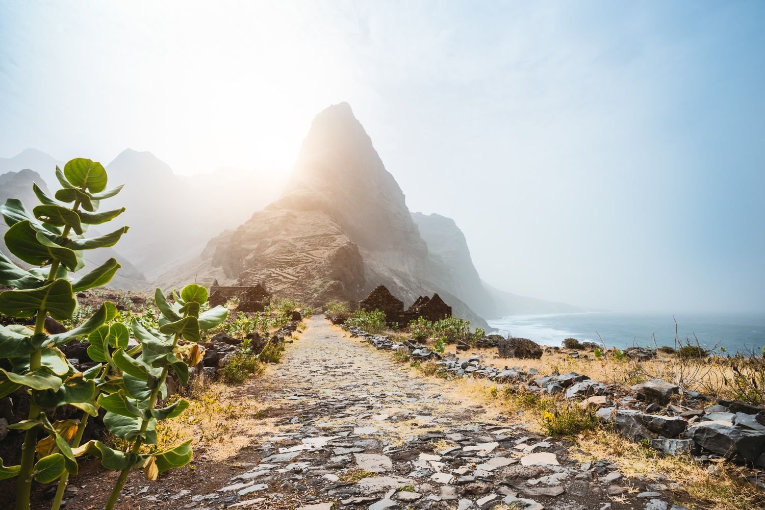 santo-antao-island-cape-verde-epic-mountain-peak-o-XUANY48.jpg